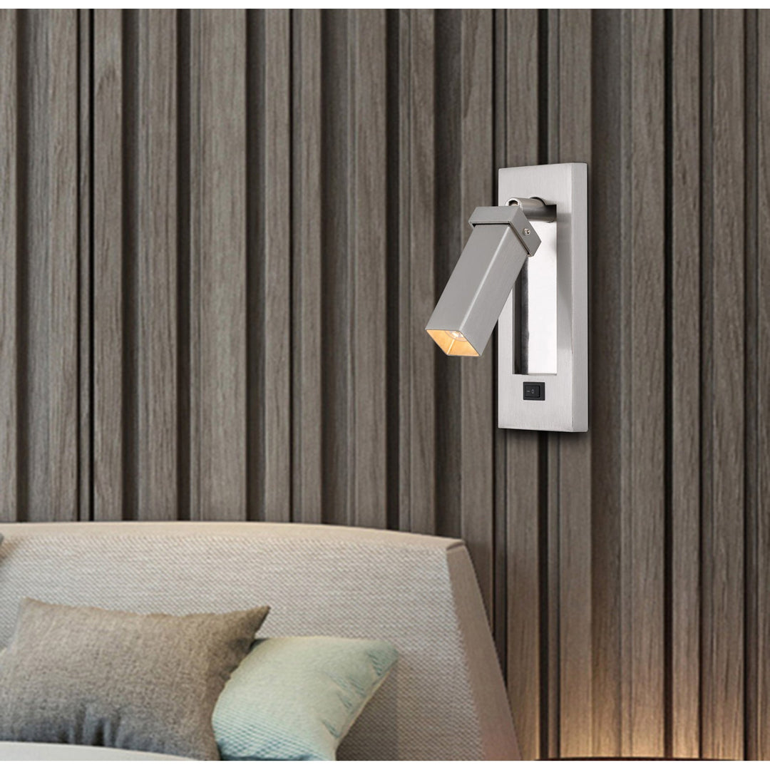 3W LED ADJUSTABLE BEDSIDE READING LAMP (BULB INCLUDED) Cal Lighting